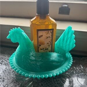 Hen on nest bath and body hand soap holder- 3d printed